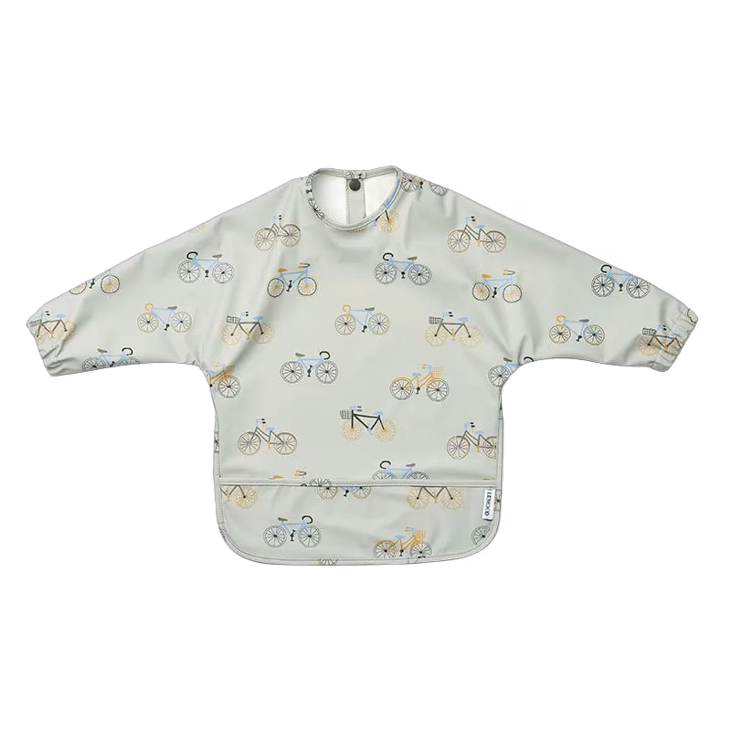Liewood haklapp med ärm Merle, bicycle/cloud blue