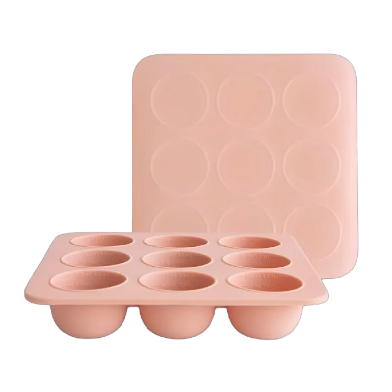 Mushie Portionsform med lock (Blush)